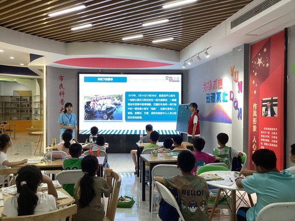 滁州市南谯区同乐街道阳明社区新时代文明实践站，2024年8月2日上午，开展“文明交通 安全出行”主题活动 (2).jpg