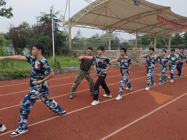 d5be4a7caf136fb1d6799d318fefadf.jpg
