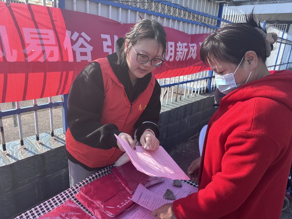 3.20白米村送戏下乡活动7.jpg