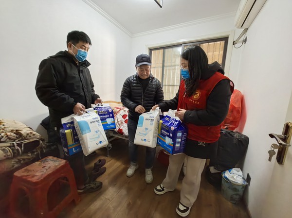 20250320捐赠尿不湿纸尿裤隔尿垫等日常用品1.jpg