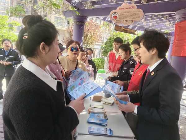 2025.4.14,尚城国际小区,逢四说事日活动 (4).jpg