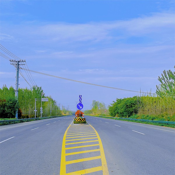 新塘村辖区内干净整洁的道路 (拍摄者：孙纪美）.jpg