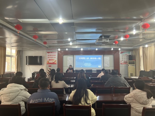 2025年12月12日花园社区开展&ldquo;文明每一步  绿色每一程&rdquo;主题活动.jpg