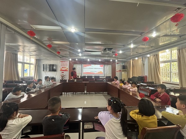 2026年4月19日花园社区开展&ldquo;践行个人价值观  争做时代好少年&rdquo;主题活动.jpg