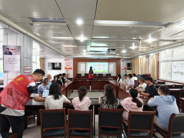 2026年5月27日，花园社区举办&rdquo;垃圾分类做的好 明天生活更美好&ldquo;主题宣讲活动.jpg