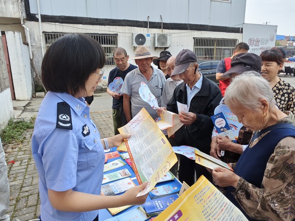 2026年6月9日腰铺社区新时代文明实践站&ldquo;防范电信诈骗 守护幸福晚年&rdquo;宣传活动..jpg