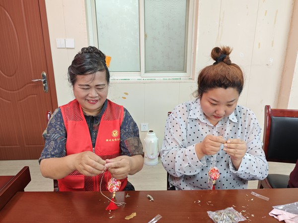 2026年6月15日腰铺社区新时代文明实践站&ldquo;悠悠艾草香 巧手做香囊&rdquo;2026年&ldquo;我们的节日&bull;端午&rdquo;主题活动1.jpg