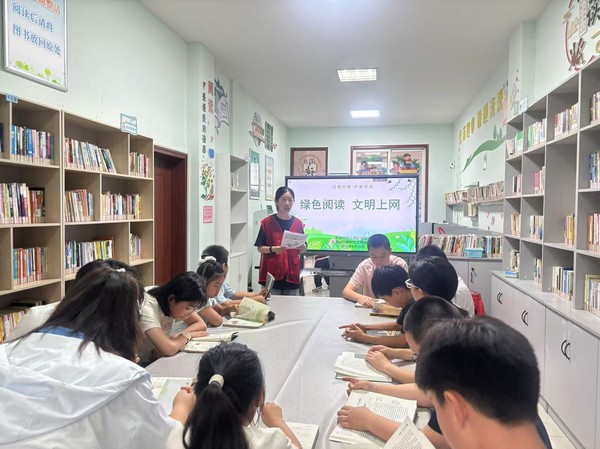 2026年6月15日，花园社区开展绿色阅读 文明上网护苗专项行动3.jpg