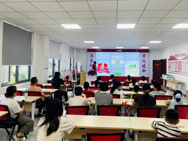 《中华人民共和国生态环境法典》普法宣传活动1.jpg