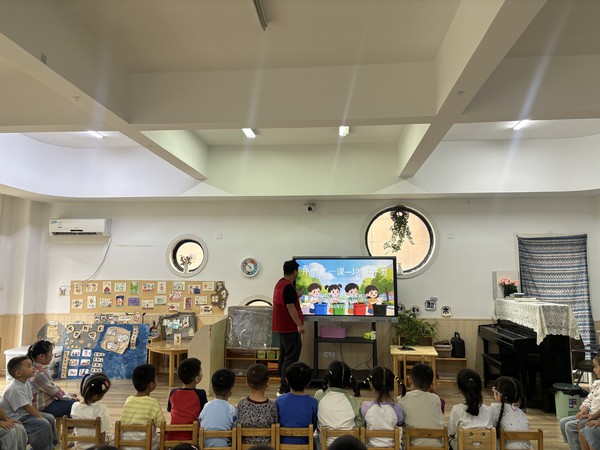 2026年9月3日，花园联合滁州二幼二分园开展&ldquo;开学第一课 &mdash;&mdash;垃圾分类&rdquo;主题活动2.jpg